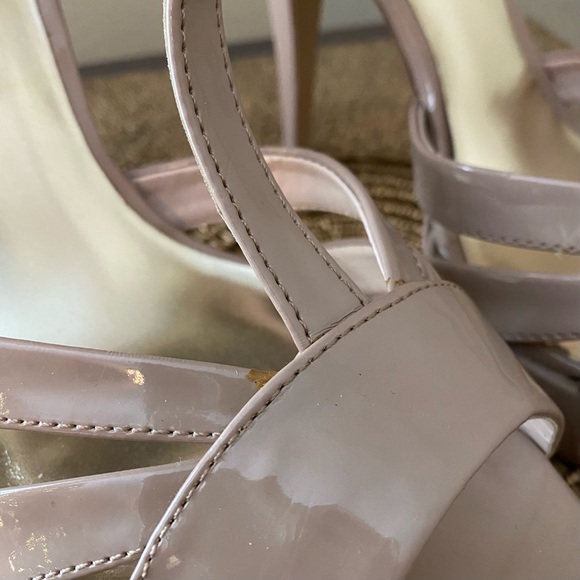 Steve Madden Haylow platform heels. - Picture 3 of 4